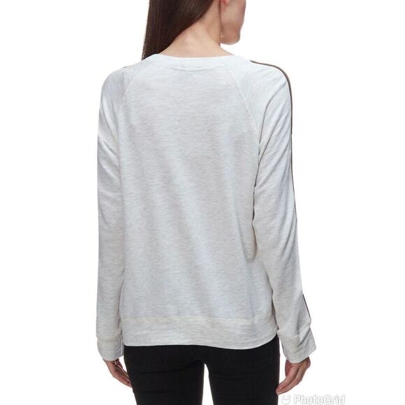 Monrow Supersoft Vintage Neutral Stripe Raglan Top - Picture 3 of 12